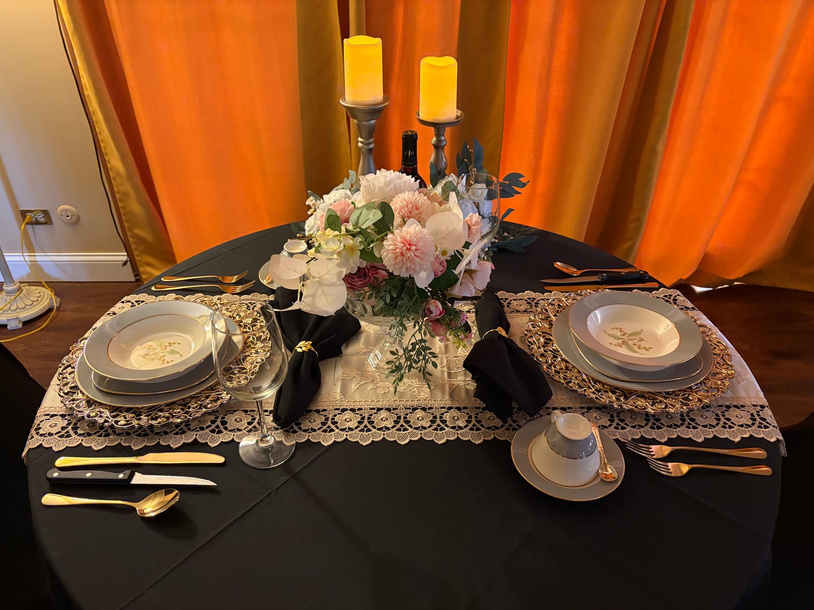 Elegant tablescape